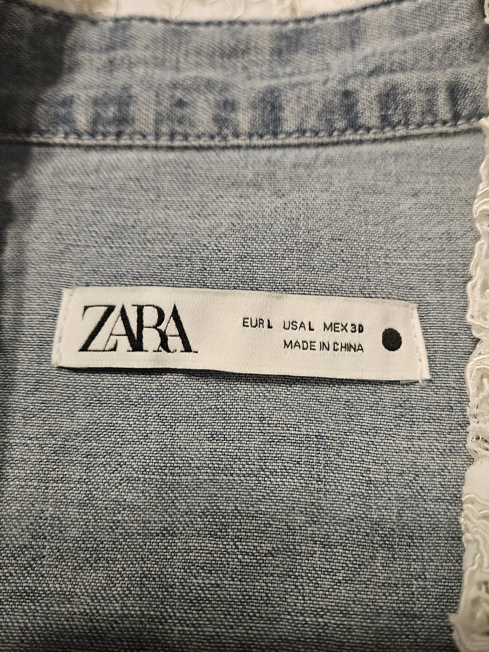 Zara Light Blue Denim Top with White Crochet Collar - Picture 6 of 10